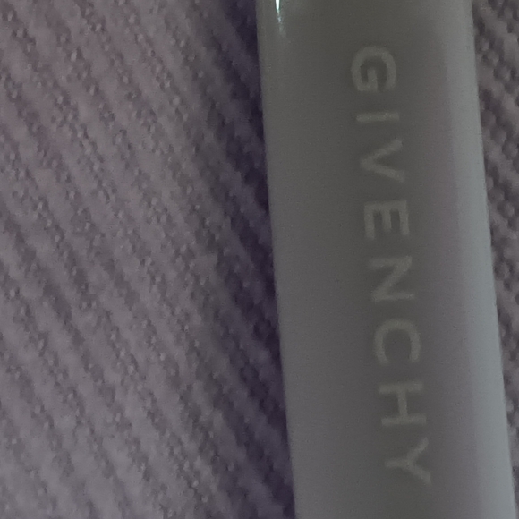 Stylish Lavender Sunglasses By GIVENCHY PARIS main image 8